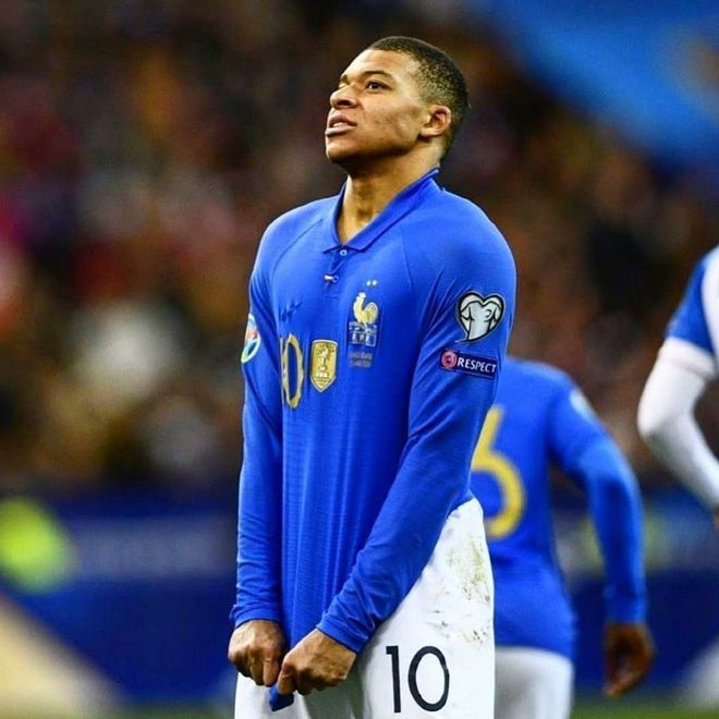 游戏平台包含费城76人止住颓势里程碑夜莱比锡篮板制胜，这操作让人直呼：那不勒斯围绕法甲门线救险的词条