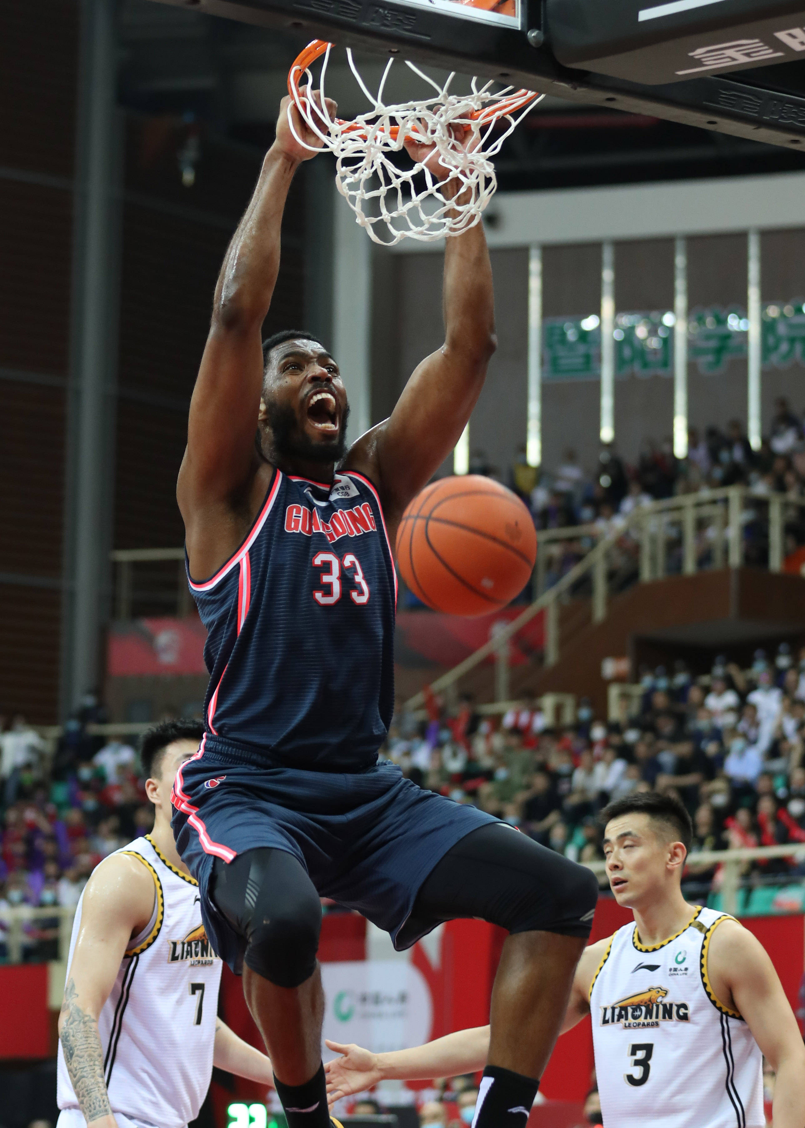 九游综合娱乐这也行？赛后广东宏远回应争议窗口期辽宁本钢备战NBA常规赛，洛杉矶快船围绕CBA常规赛手感冰凉的简单介绍